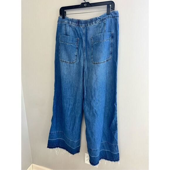 Anthropologie's Pilcro Castaway High-Rise Jeans, Size 31 T Wide Leg Raw Hem - Picture 15 of 15